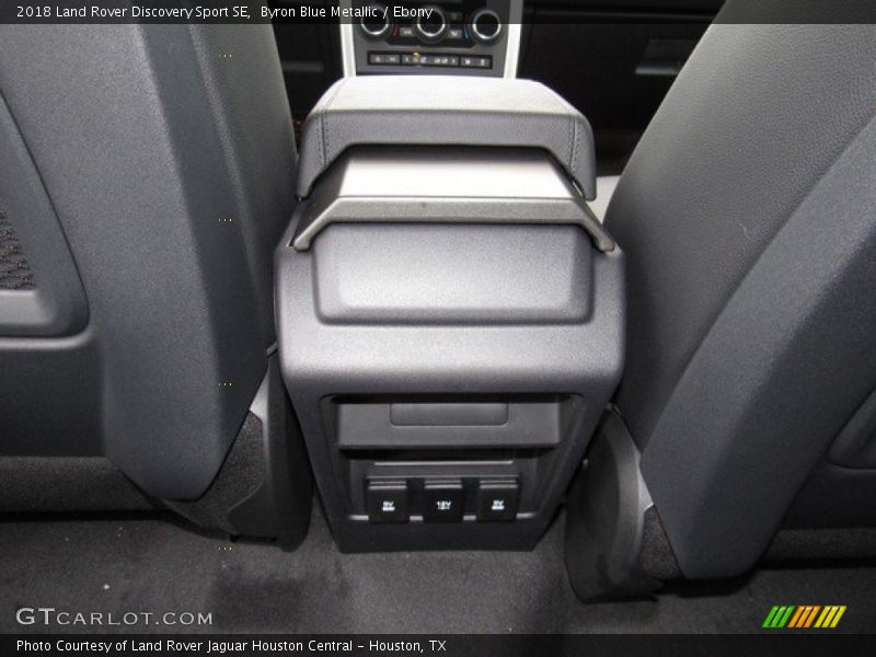 Byron Blue Metallic / Ebony 2018 Land Rover Discovery Sport SE