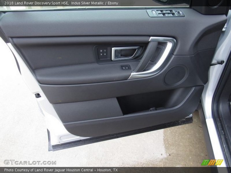 Indus Silver Metallic / Ebony 2018 Land Rover Discovery Sport HSE