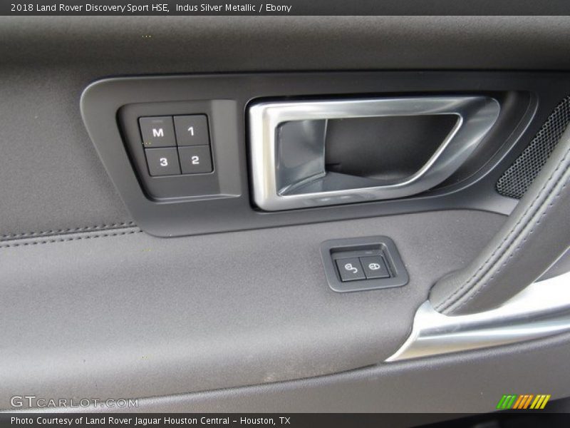 Indus Silver Metallic / Ebony 2018 Land Rover Discovery Sport HSE