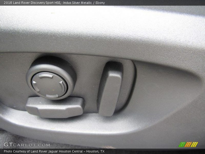 Indus Silver Metallic / Ebony 2018 Land Rover Discovery Sport HSE