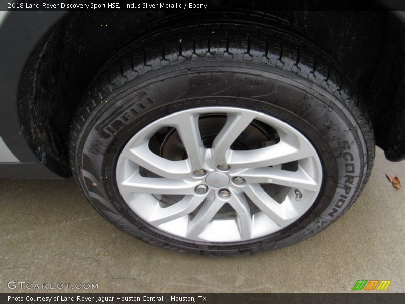Indus Silver Metallic / Ebony 2018 Land Rover Discovery Sport HSE