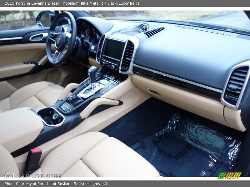 Moonlight Blue Metallic / Black/Luxor Beige 2015 Porsche Cayenne Diesel