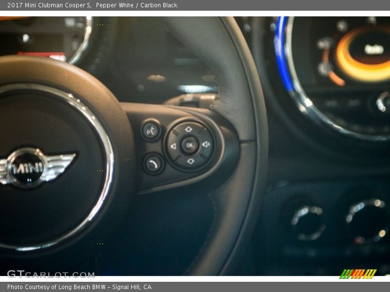 Pepper White / Carbon Black 2017 Mini Clubman Cooper S
