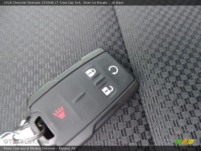 Silver Ice Metallic / Jet Black 2018 Chevrolet Silverado 2500HD LT Crew Cab 4x4