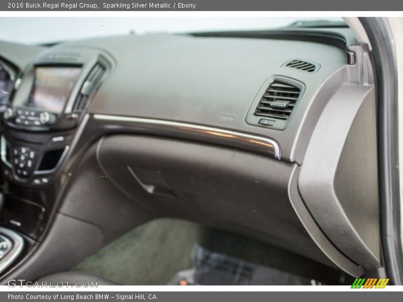 Sparkling Silver Metallic / Ebony 2016 Buick Regal Regal Group
