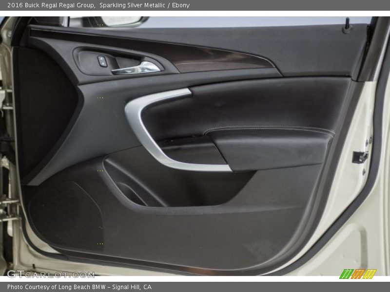 Sparkling Silver Metallic / Ebony 2016 Buick Regal Regal Group