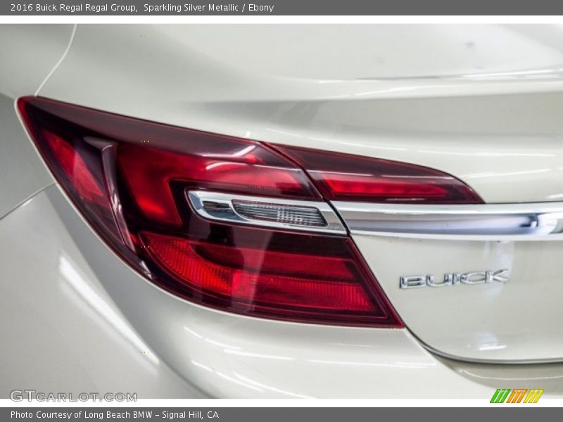 Sparkling Silver Metallic / Ebony 2016 Buick Regal Regal Group