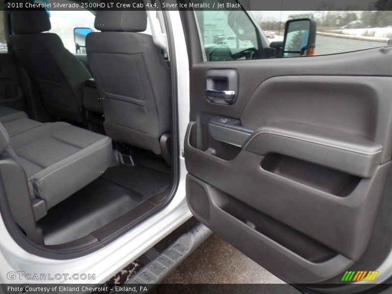 Silver Ice Metallic / Jet Black 2018 Chevrolet Silverado 2500HD LT Crew Cab 4x4