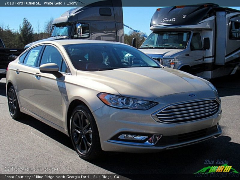 White Gold / Ebony 2018 Ford Fusion SE