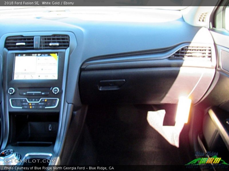 White Gold / Ebony 2018 Ford Fusion SE