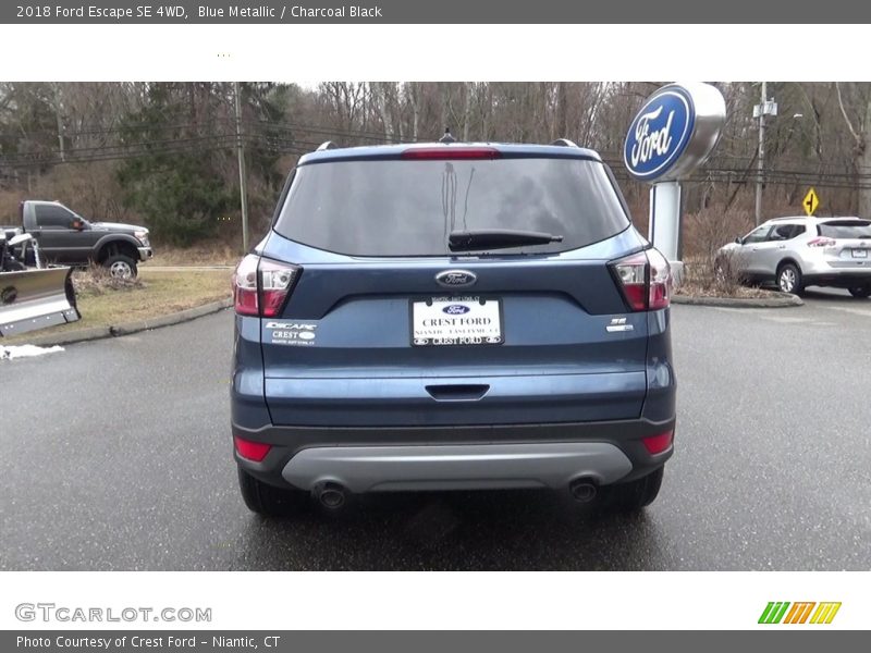 Blue Metallic / Charcoal Black 2018 Ford Escape SE 4WD