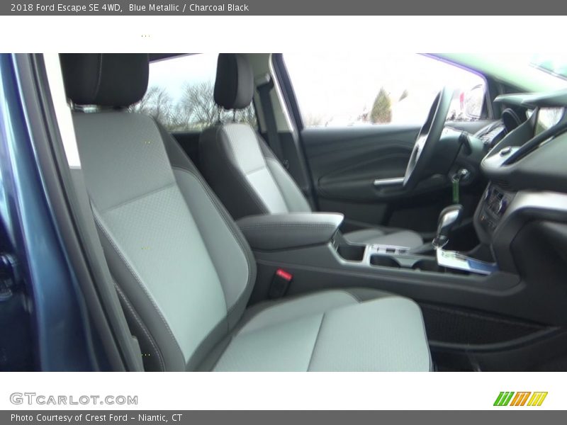 Blue Metallic / Charcoal Black 2018 Ford Escape SE 4WD