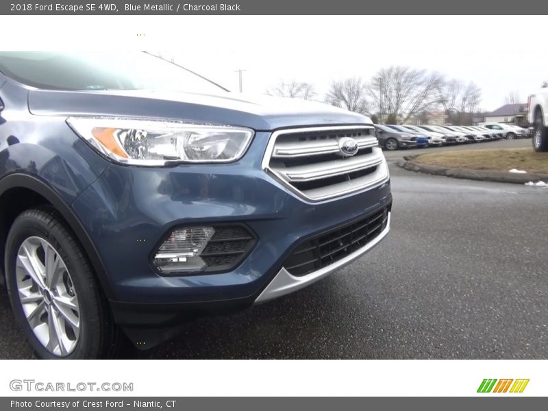 Blue Metallic / Charcoal Black 2018 Ford Escape SE 4WD