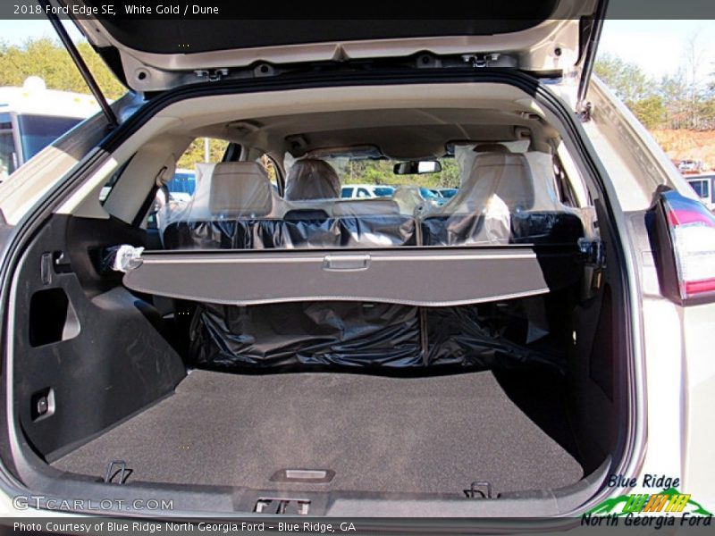 White Gold / Dune 2018 Ford Edge SE