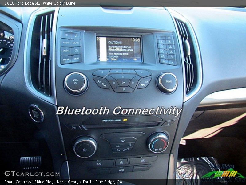 White Gold / Dune 2018 Ford Edge SE