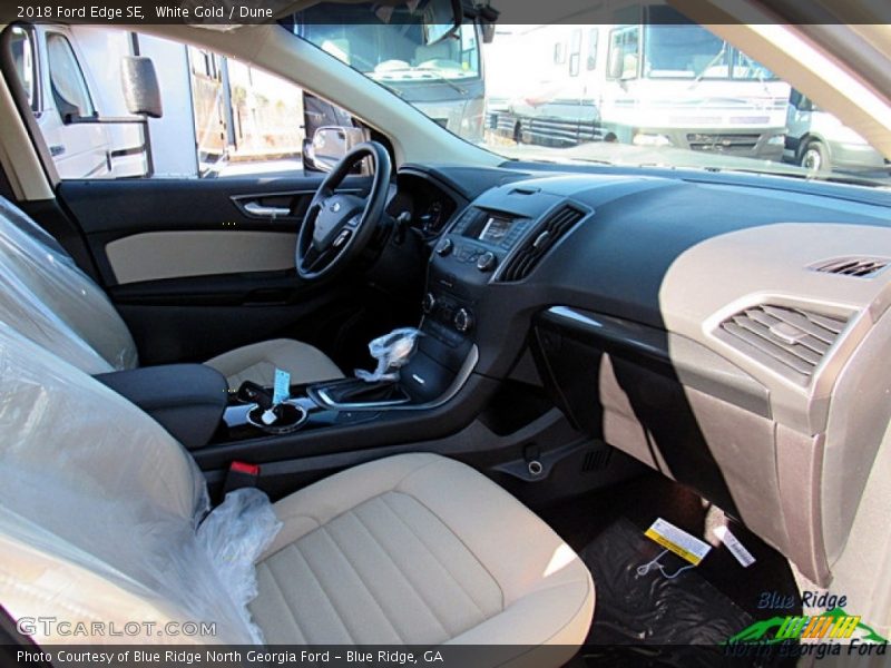 White Gold / Dune 2018 Ford Edge SE