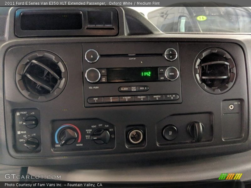 Oxford White / Medium Flint 2011 Ford E Series Van E350 XLT Extended Passenger