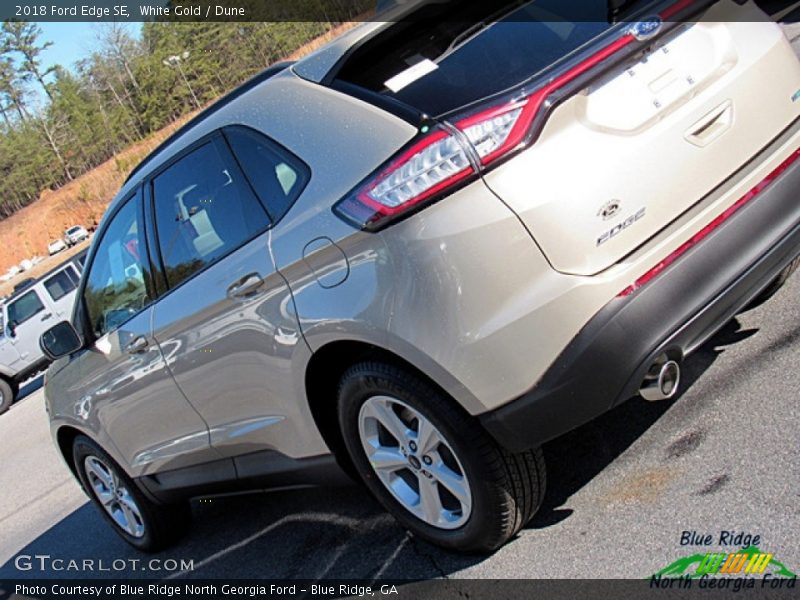 White Gold / Dune 2018 Ford Edge SE