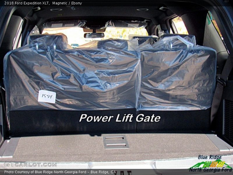 Magnetic / Ebony 2018 Ford Expedition XLT