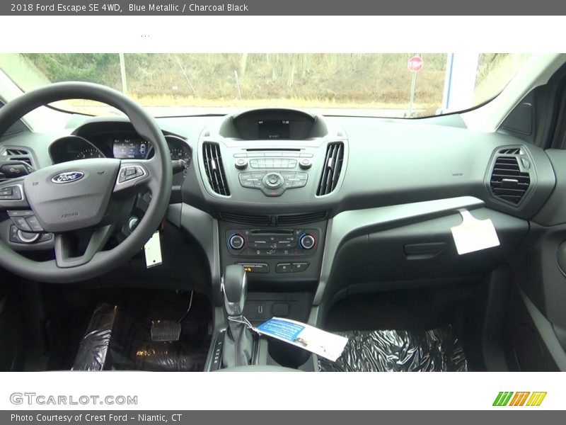 Blue Metallic / Charcoal Black 2018 Ford Escape SE 4WD