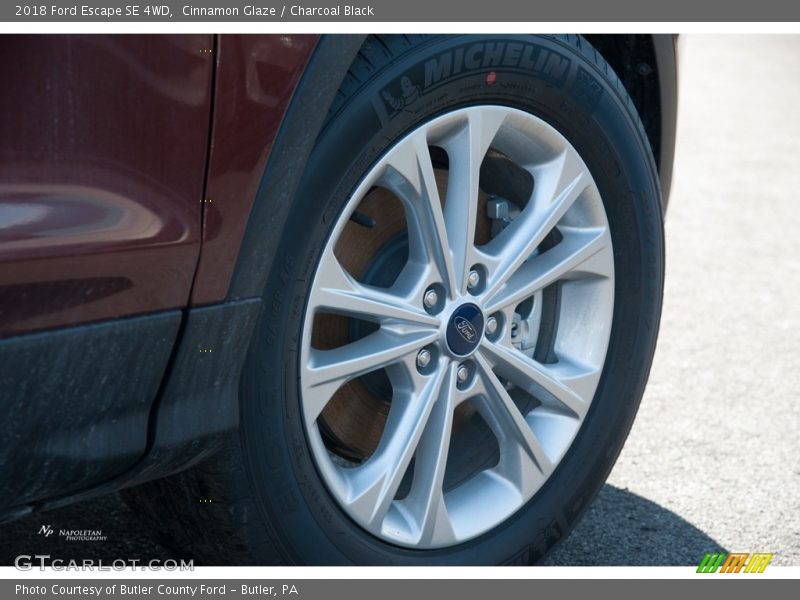 Cinnamon Glaze / Charcoal Black 2018 Ford Escape SE 4WD