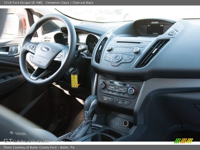 Cinnamon Glaze / Charcoal Black 2018 Ford Escape SE 4WD