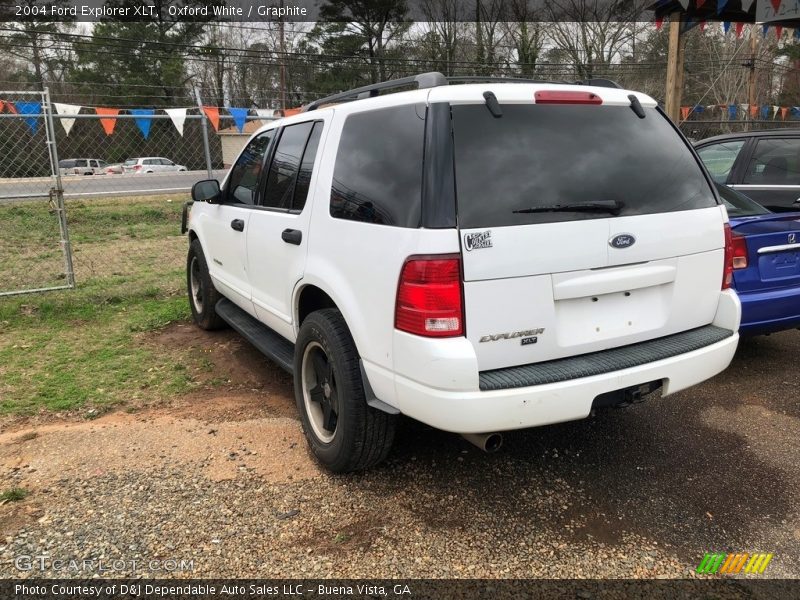 Oxford White / Graphite 2004 Ford Explorer XLT