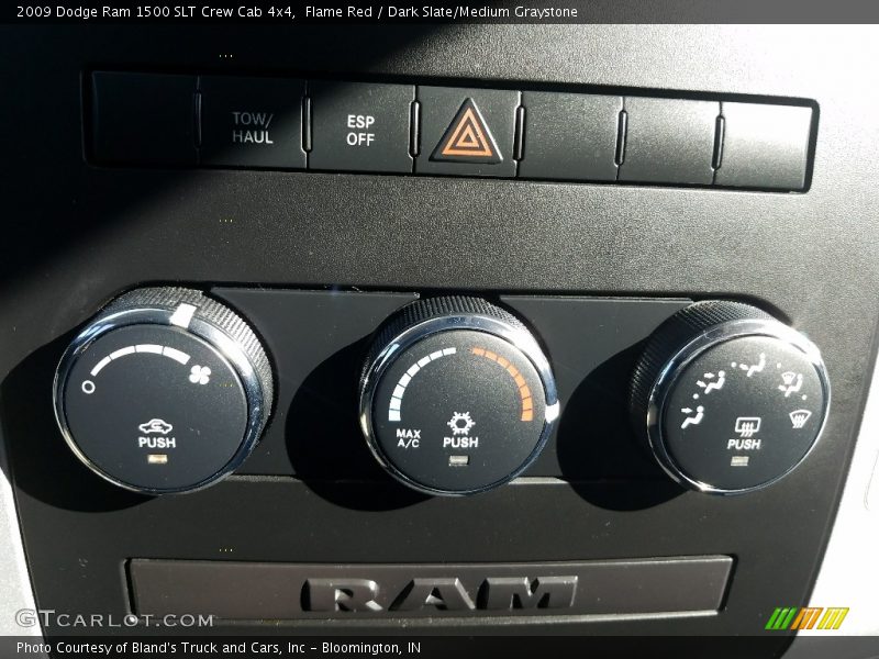 Flame Red / Dark Slate/Medium Graystone 2009 Dodge Ram 1500 SLT Crew Cab 4x4