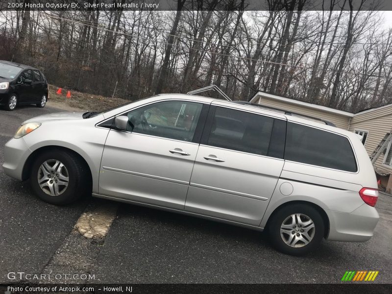 Silver Pearl Metallic / Ivory 2006 Honda Odyssey EX