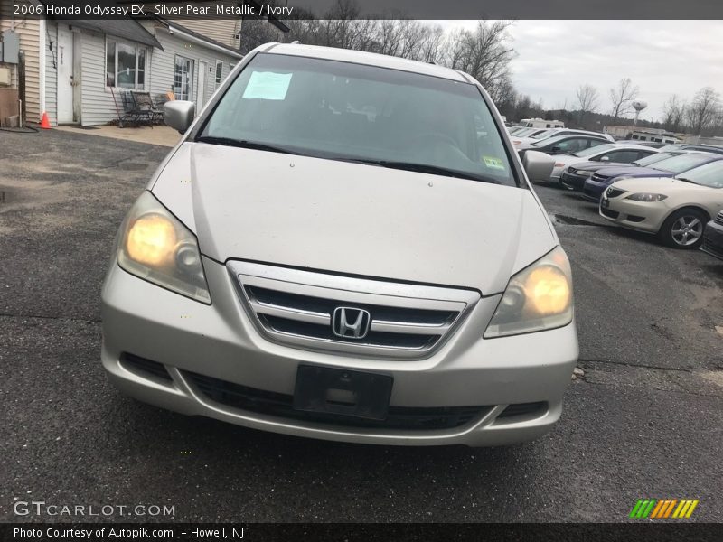 Silver Pearl Metallic / Ivory 2006 Honda Odyssey EX