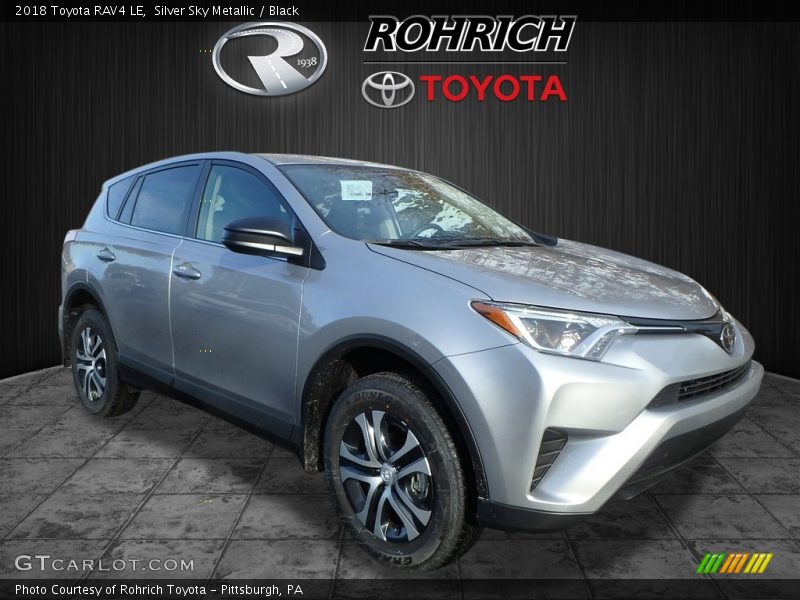Silver Sky Metallic / Black 2018 Toyota RAV4 LE