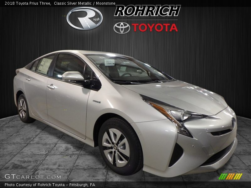 Classic Silver Metallic / Moonstone 2018 Toyota Prius Three