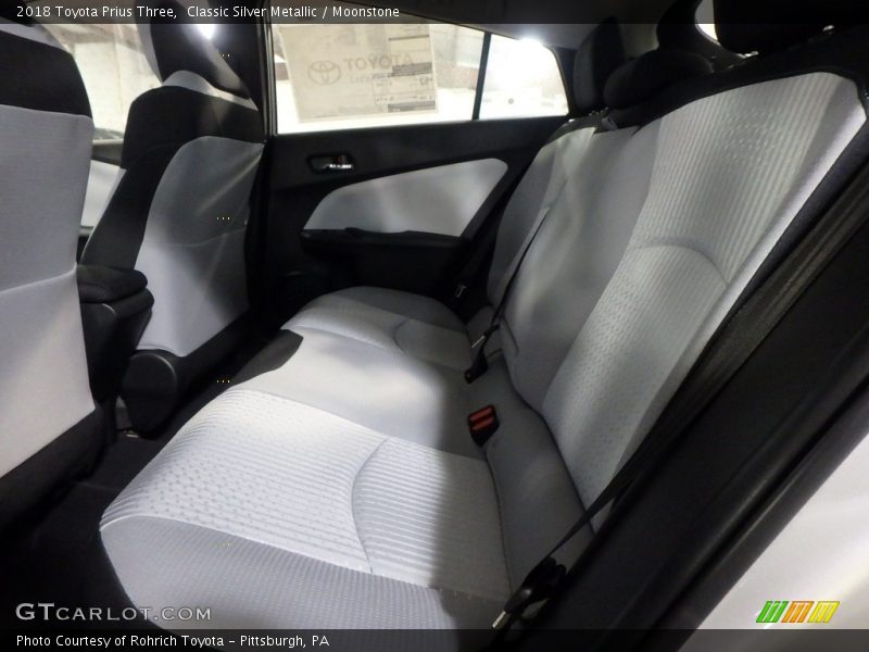Classic Silver Metallic / Moonstone 2018 Toyota Prius Three