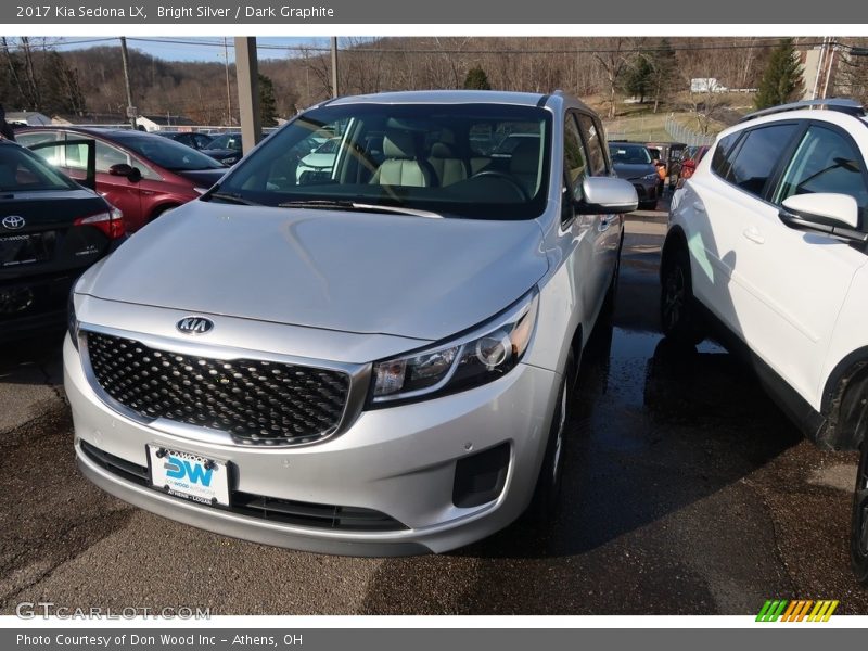 Bright Silver / Dark Graphite 2017 Kia Sedona LX