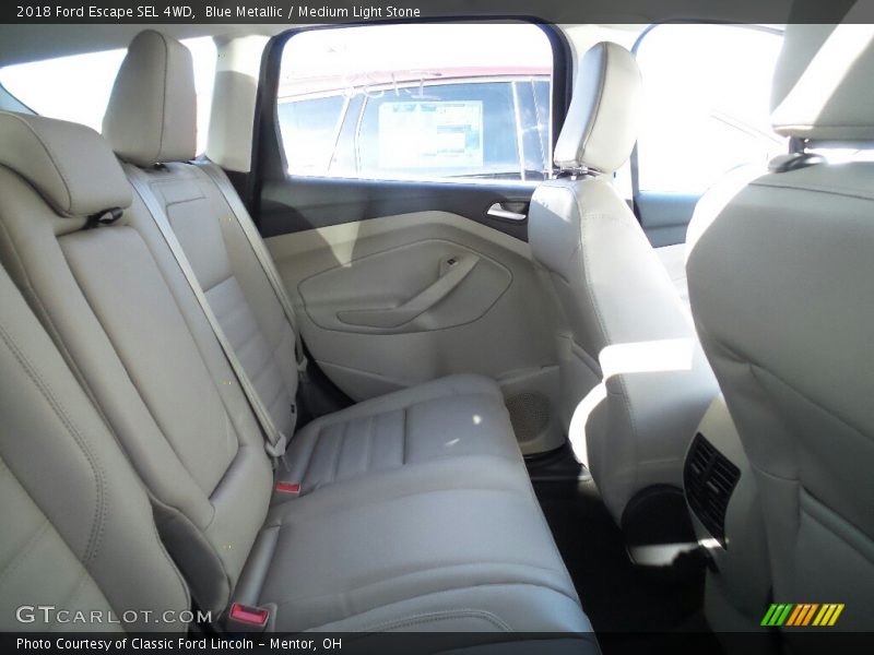 Blue Metallic / Medium Light Stone 2018 Ford Escape SEL 4WD