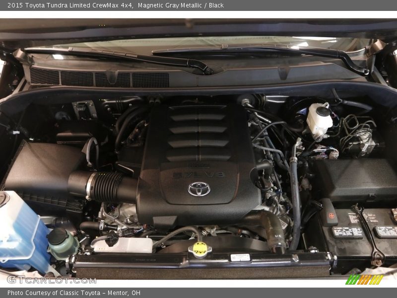 Magnetic Gray Metallic / Black 2015 Toyota Tundra Limited CrewMax 4x4