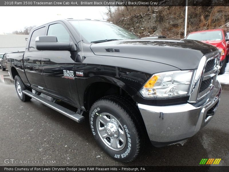 Brilliant Black Crystal Pearl / Black/Diesel Gray 2018 Ram 3500 Tradesman Crew Cab 4x4