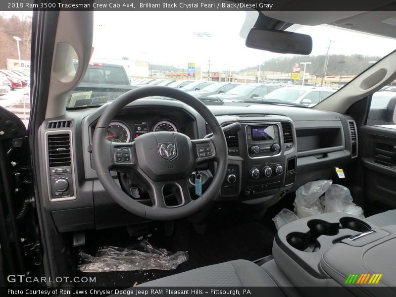 Brilliant Black Crystal Pearl / Black/Diesel Gray 2018 Ram 3500 Tradesman Crew Cab 4x4