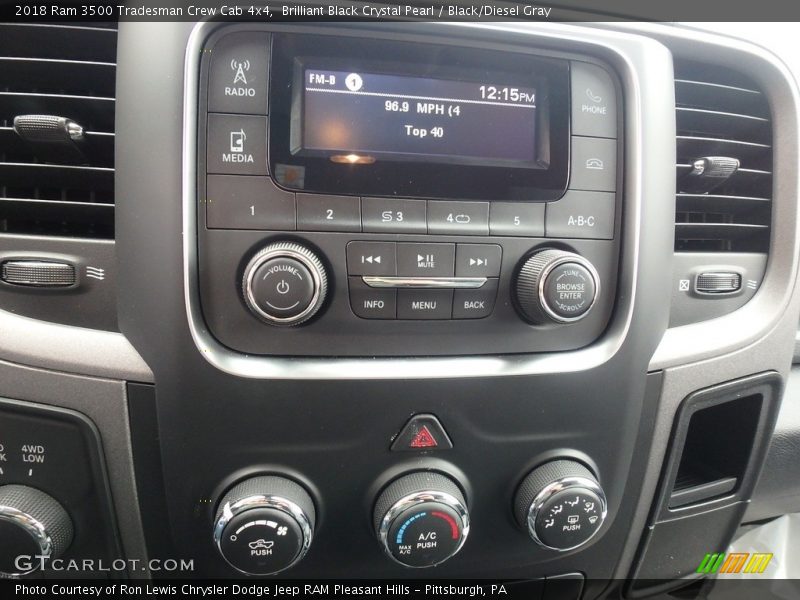 Brilliant Black Crystal Pearl / Black/Diesel Gray 2018 Ram 3500 Tradesman Crew Cab 4x4