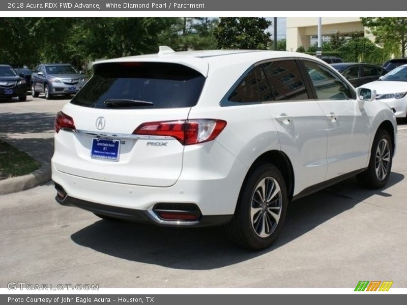 White Diamond Pearl / Parchment 2018 Acura RDX FWD Advance