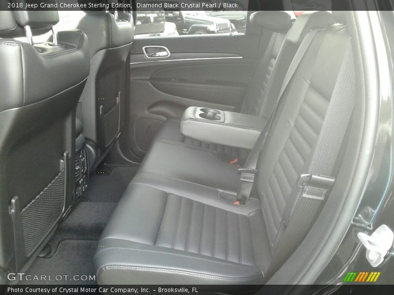 Diamond Black Crystal Pearl / Black 2018 Jeep Grand Cherokee Sterling Edition