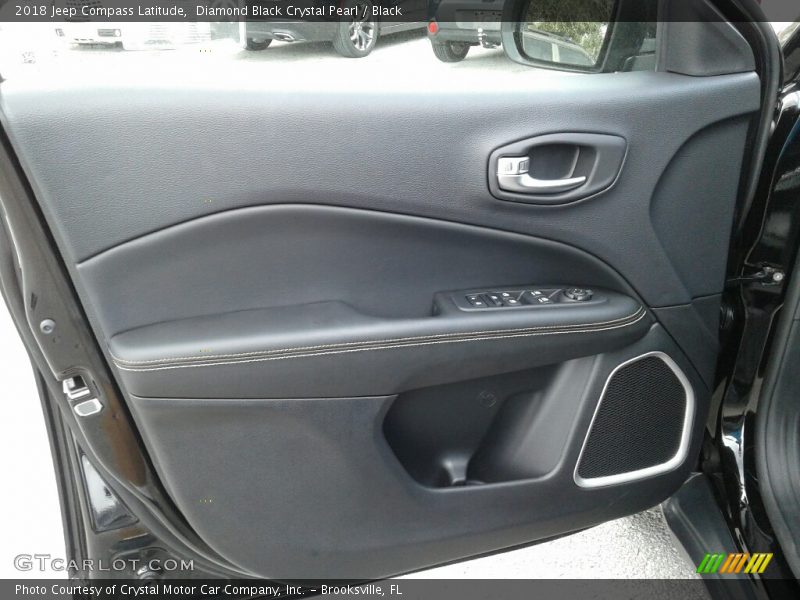 Diamond Black Crystal Pearl / Black 2018 Jeep Compass Latitude