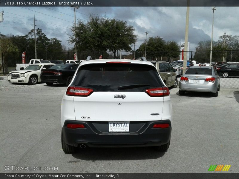 Bright White / Black 2018 Jeep Cherokee Latitude