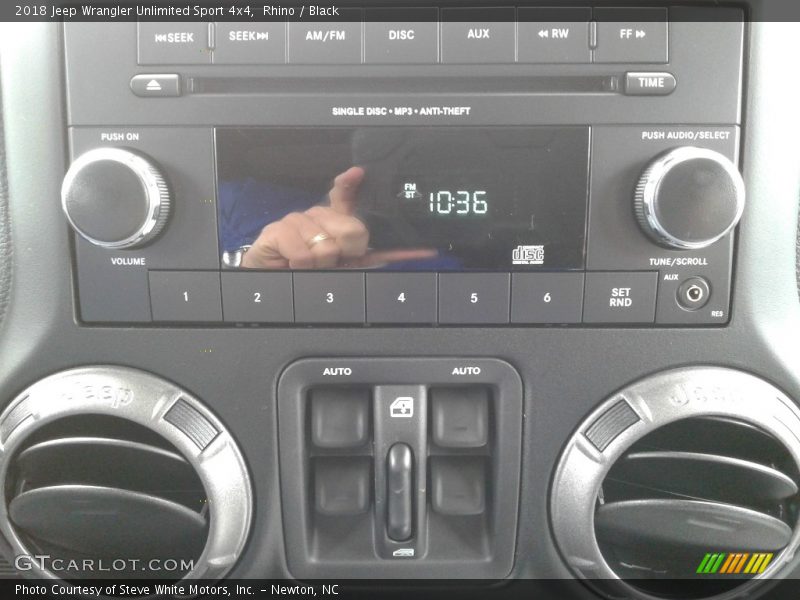 Rhino / Black 2018 Jeep Wrangler Unlimited Sport 4x4