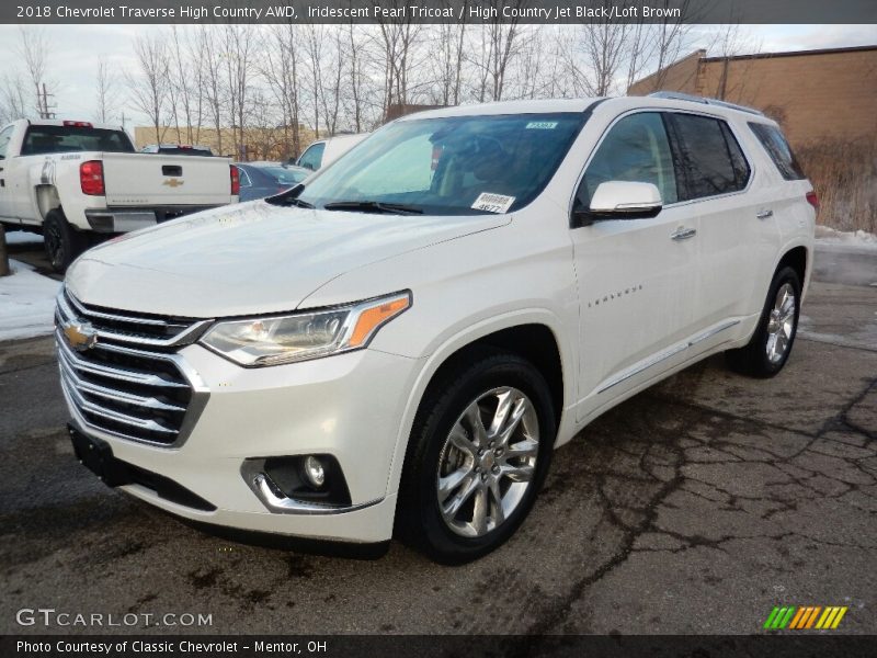 Iridescent Pearl Tricoat / High Country Jet Black/Loft Brown 2018 Chevrolet Traverse High Country AWD
