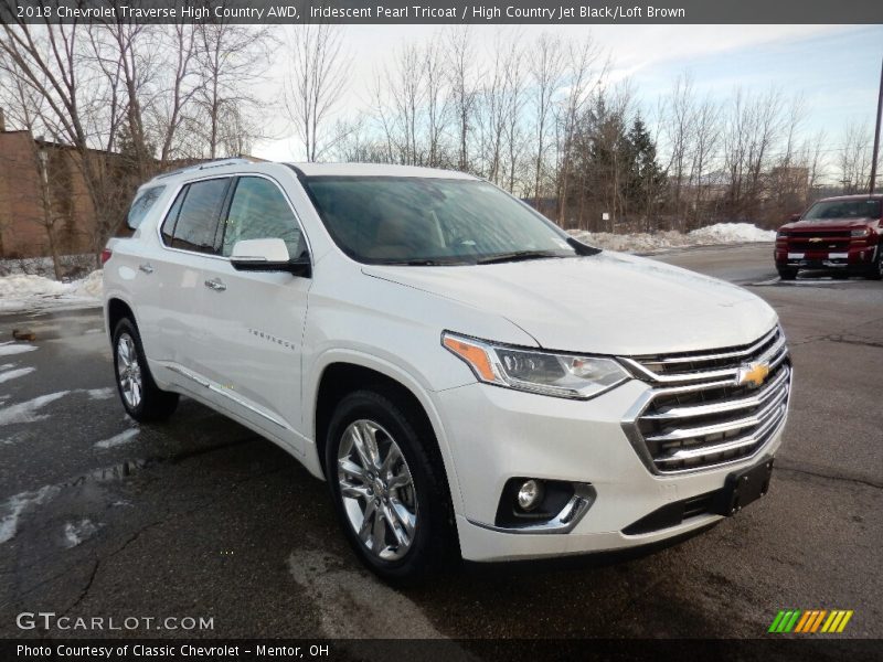 Iridescent Pearl Tricoat / High Country Jet Black/Loft Brown 2018 Chevrolet Traverse High Country AWD