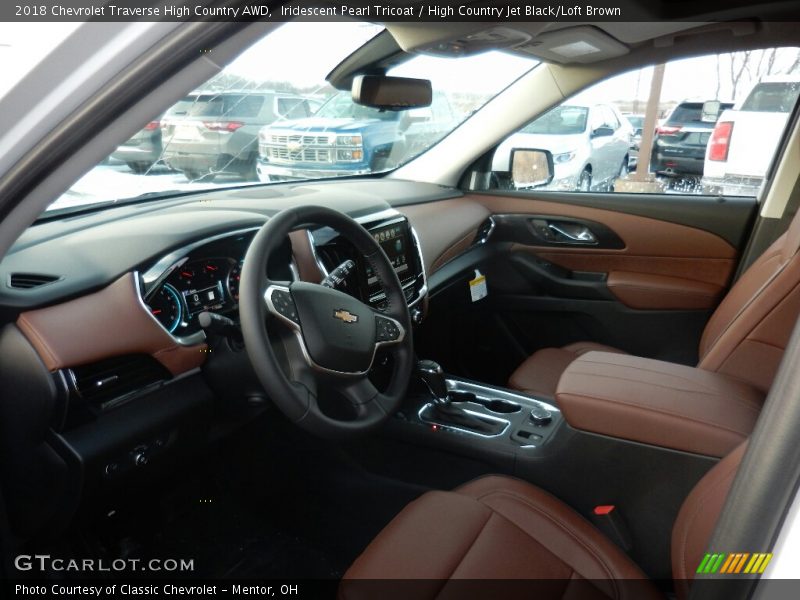 Iridescent Pearl Tricoat / High Country Jet Black/Loft Brown 2018 Chevrolet Traverse High Country AWD