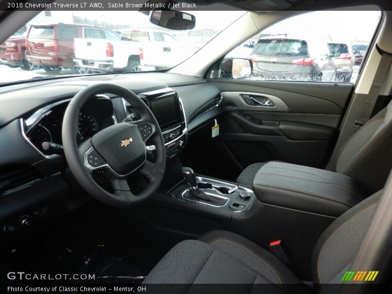 Sable Brown Metallic / Jet Black 2018 Chevrolet Traverse LT AWD
