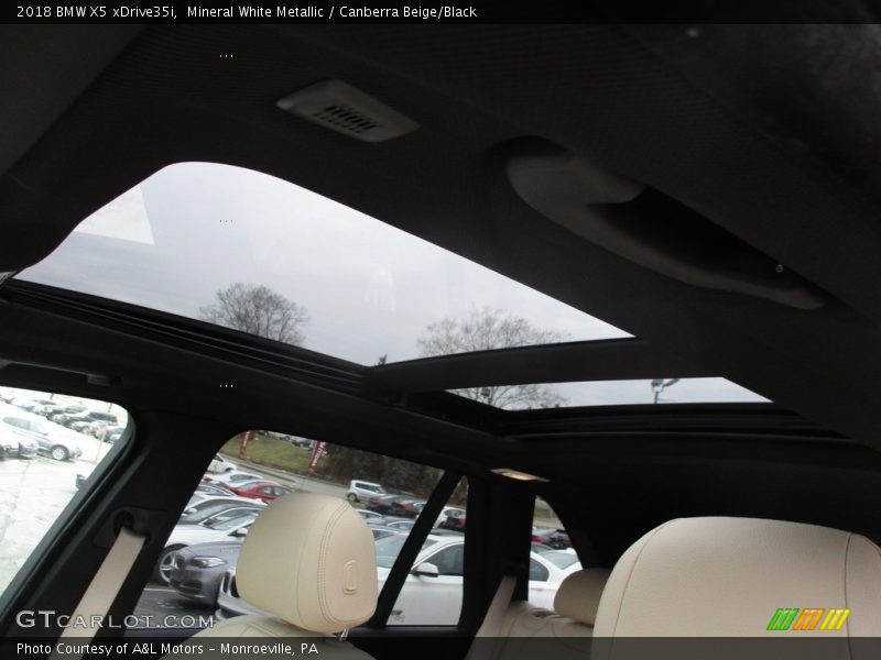 Mineral White Metallic / Canberra Beige/Black 2018 BMW X5 xDrive35i