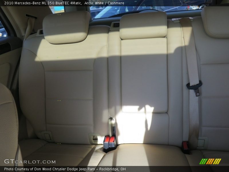 Arctic White / Cashmere 2010 Mercedes-Benz ML 350 BlueTEC 4Matic